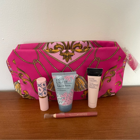 Estee Lauder 4Pc Makeup Skincare Gift Set - Picture 1 of 4